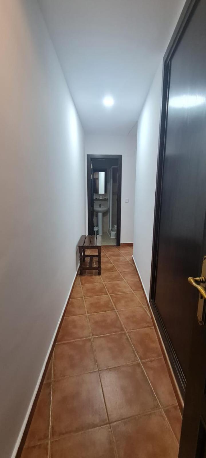 Hostal La Roda Villaluenga Экстерьер фото