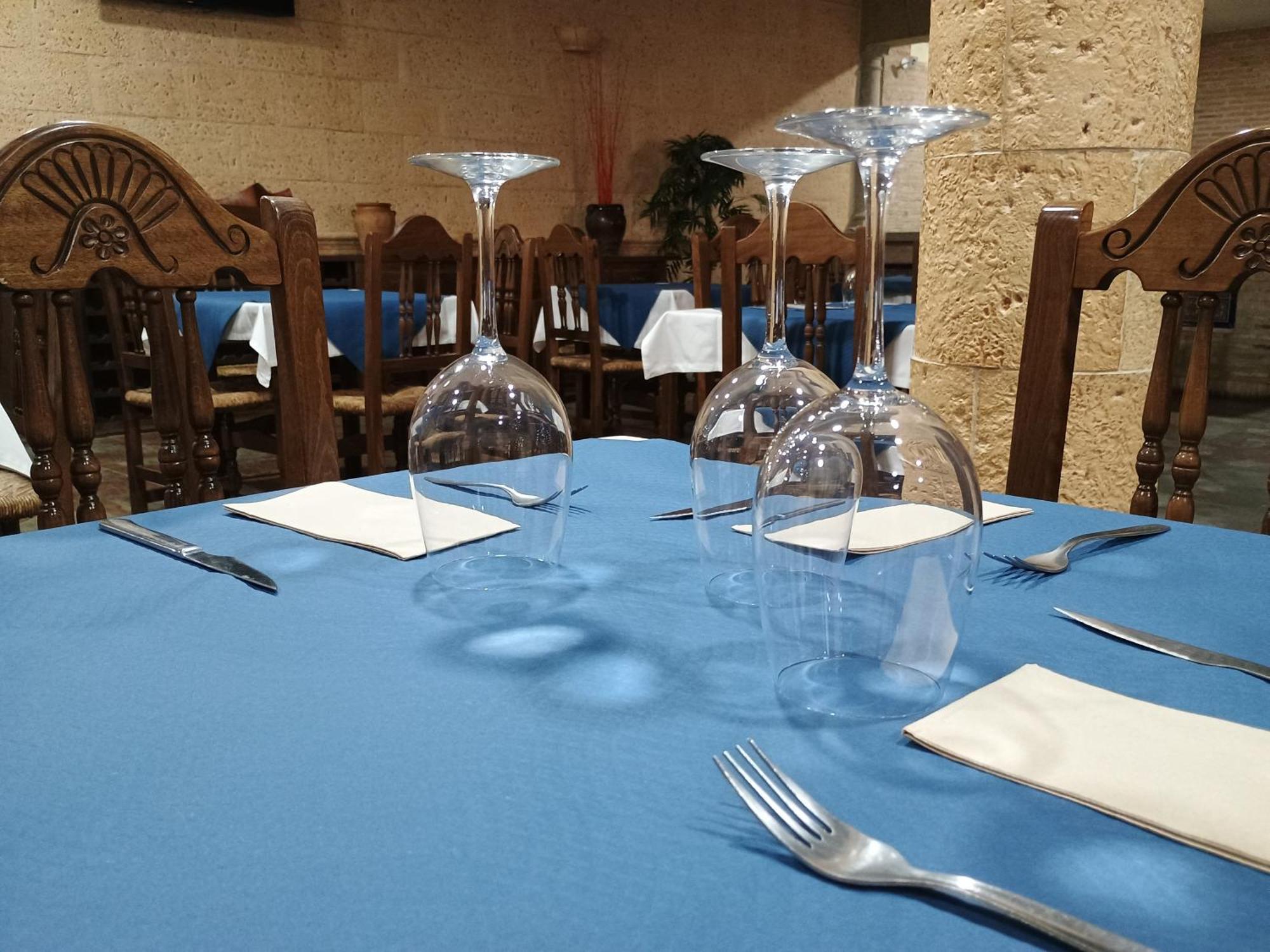 Hostal La Roda Villaluenga Экстерьер фото